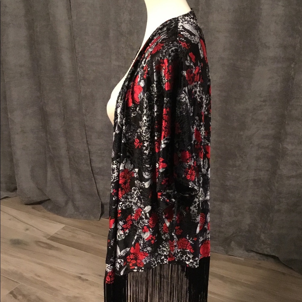 Multicolor cape - Picture 3 of 4